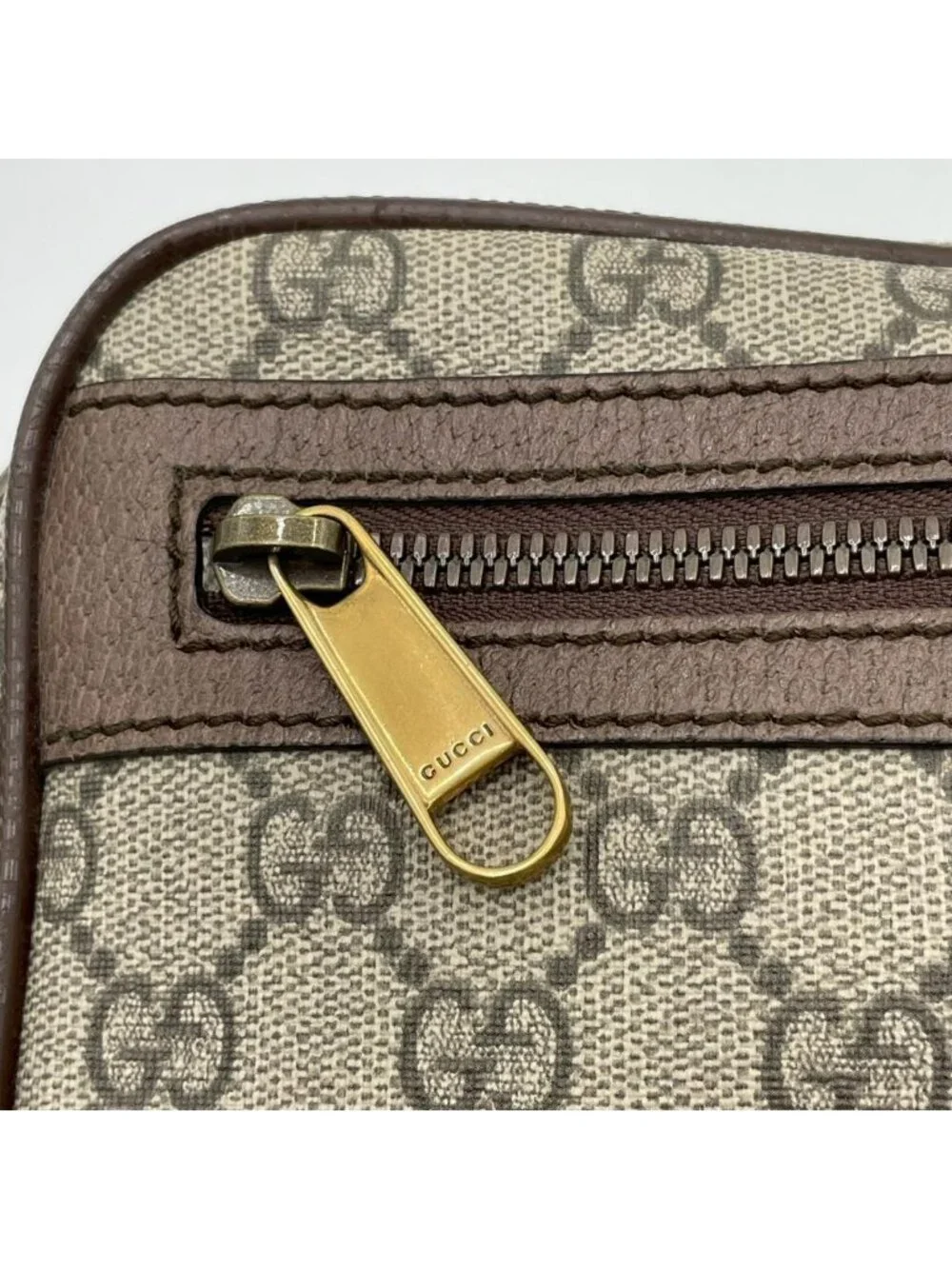Gucci GG Supreme Leather Bag Beige